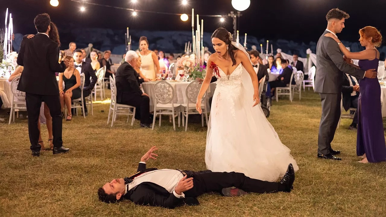 Güzel Aşklar Diyarı konusu nedir Güzel Aşklar Diyarı konusu nedir