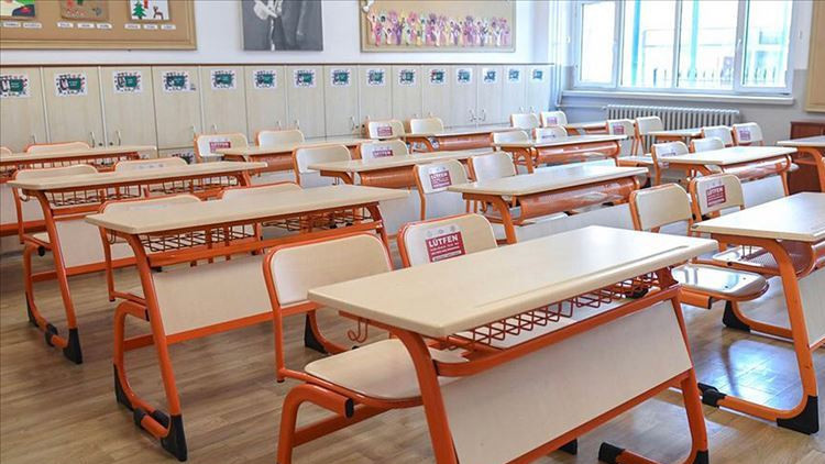 9 EYLÜL PAZARTESİ (BUGÜN) OKULLAR AÇILIYOR MU MEB yeni dönem takvimi açıklandı Yarın ilkokul, ortaokul ve lise dersleri başlıyor mu