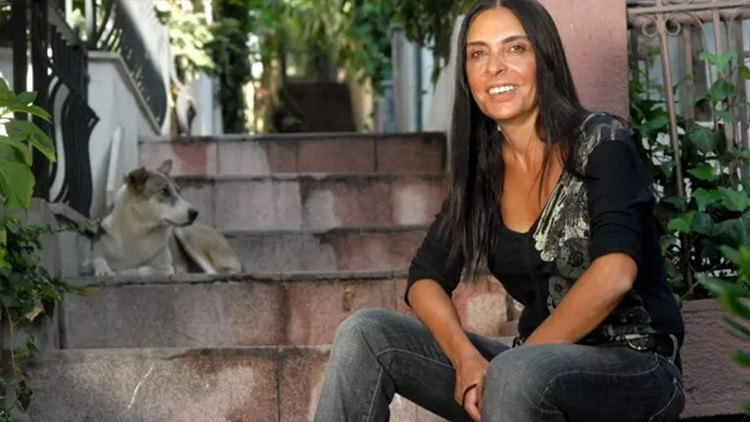 TOMRİS GİRİTLİOĞLU FİLMLERİ VE TV DİZİLERİ TOMRİS GİRİTLİOĞLU FİLMLERİ VE TV DİZİLERİ