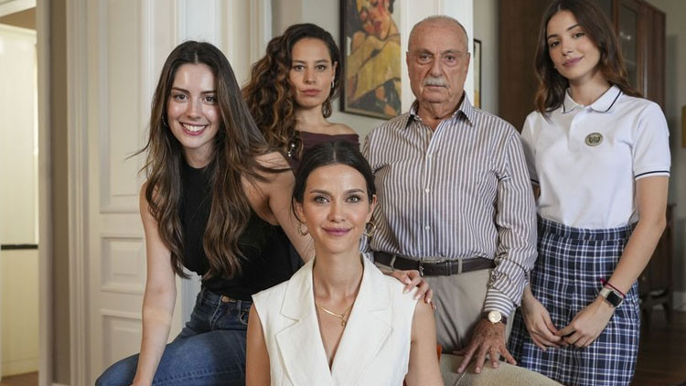 KARADUT KONUSU VE HİKAYESİ NEDİR KARADUT KONUSU VE HİKAYESİ NEDİR