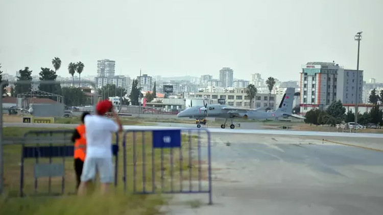Adanada savaş uçağı ve jet sesleri duyuldu Adanada neden savaş uçakları uçuyor, jet sesi neden geliyor Jet uçuşunun nedeni belli oldu