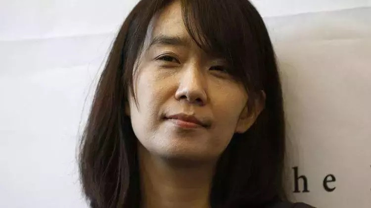 HAN KANG KİMDİR