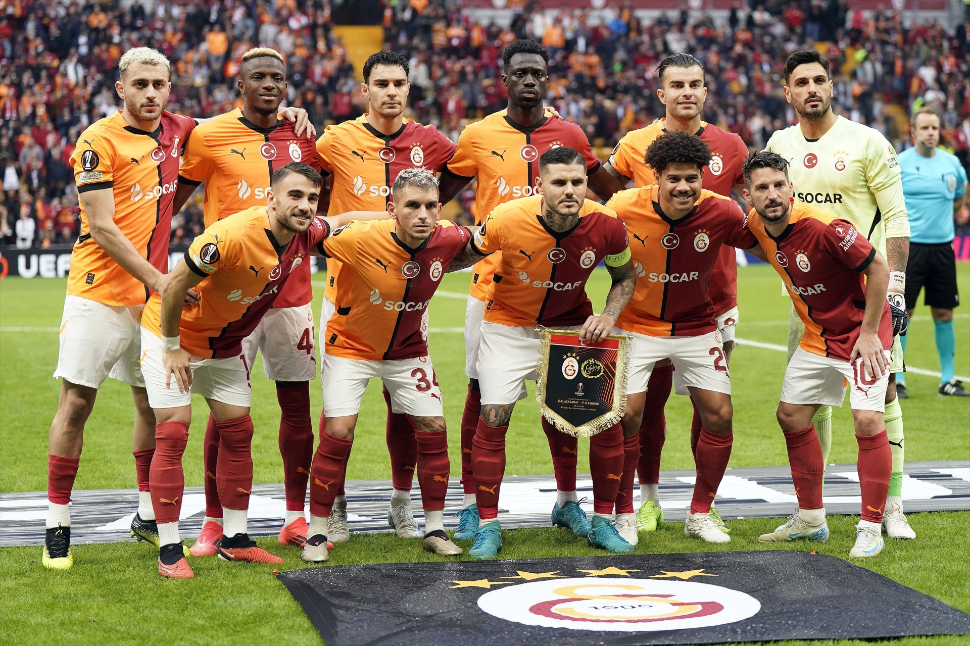 Galatasaray - Elfsborg maçından ekranlara yansımayan görüntüler