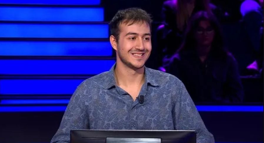 Kim Milyoner Olmak İster Duhan Başar Ahmetoğlu kimdir, kaç yaşında, mesleği nedir Duhan Başar Ahmetoğlu 1 milyon TLlik soruyu cevapladı mı Milyonluk en iyi 100 Türk filmi sorusu heyecanı… Kim Milyoner Olmak İster Duhan Başar Ahmetoğlu kimdir, kaç yaşında, mesleği nedir Duhan Başar Ahmetoğlu 1 milyon TLlik soruyu cevapladı mı Milyonluk en iyi 100 Türk filmi sorusu heyecanı…