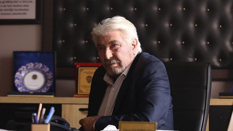 Aynasız Haluk konusu nedir, oyuncuları kimler, hangi otelde çekildi TVde ilk kez yayınlanıyor