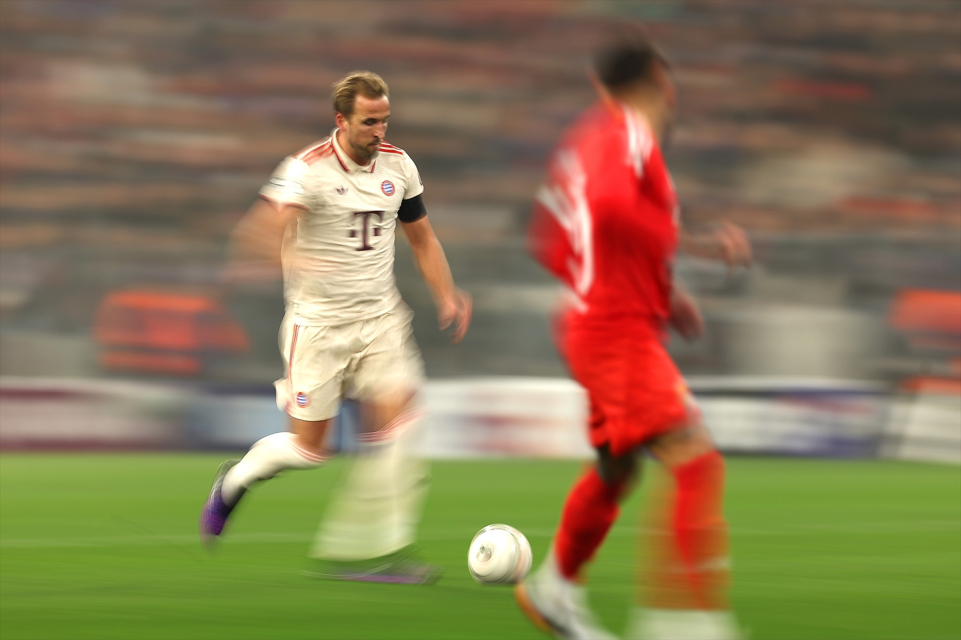 Bayern Münih - Benfica maçından ekrana yansımayanlar Kerem Aktürkoğlu...