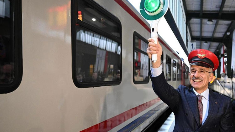 TURİSTİK DOĞU EKSPRESİ SEFERLERİ NE ZAMAN BAŞLIYOR