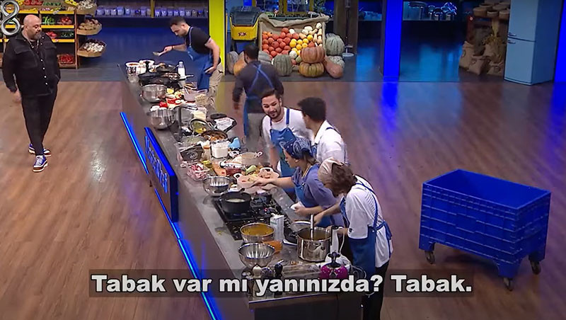 MASTERCHEF 1. ELEME ADAYI KİM OLDU 12 KASIM 2024 SALI | Dün akşam MasterChef son bölümde eleme potasına kim gitti, dokunulmazlığını hangi takım kazandı Gergin anlar: Beni neden yazdın