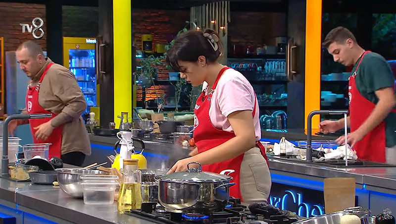 MASTERCHEF 4. ELEME ADAYI BELLİ OLDU (15 Kasım 2024 Cuma) | Dün akşam MasterChefte eleme adayı kim oldu, eleme potasına kim gitti, Alper mi Şirin mi kazandı İşte haftanın son eleme adayı olan isim ve kazananlar