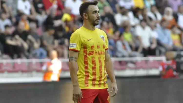 Gökhan Sazdağı A Milli Takım kadrosuna eklendi Gökhan Sazdağı kimdir, hangi takımda oynuyor, kaç yaşında Gökhan Sazdağı A Milli Takım kadrosuna eklendi Gökhan Sazdağı kimdir, hangi takımda oynuyor, kaç yaşında