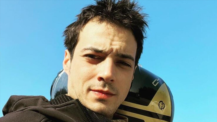 Mert Yazıcıoğlu kimdir, kaç yaşında, nereli Pantene Altın Kelebek iyi erkek oyuncu ödülünü alan Mert Yazıcıoğlunun hayatı ve biyografisi