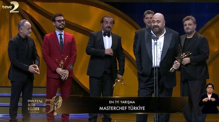 ALTIN KELEBEK ÖDÜLÜ 2024 KAZANANLAR LİSTESİ BELLİ OLDU || 50. Pantene Altın Kelebek ödülünü kimler aldı, kimler kazandı, hangi kategoriler var En iyi dizi, en iyi kadın ve erkek oyuncu, en iyi şarkıcı...