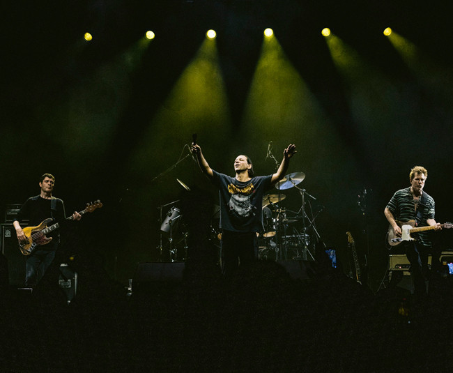 DUMAN, YENİ ALBÜM ÖNCESİ SON KONSER İÇİN SAHNEDEYDİ