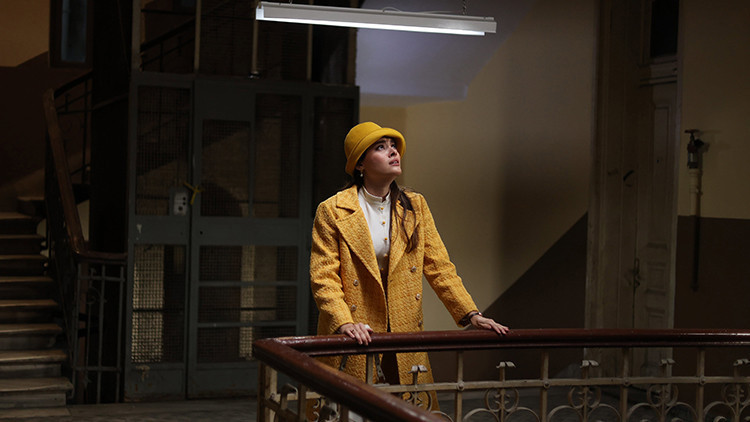 SİMAY BARLAS KİMDİR SİMAY BARLAS KİMDİR