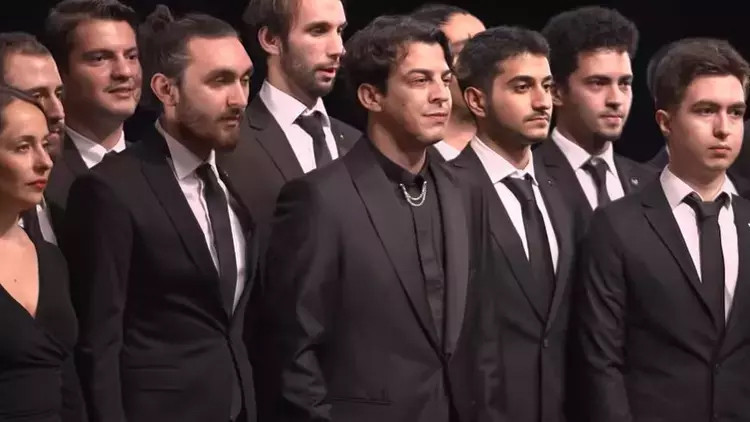 NORM ENDER PARLA (100. YIL MARŞI) SÖZLERİ NORM ENDER PARLA (100. YIL MARŞI) SÖZLERİ