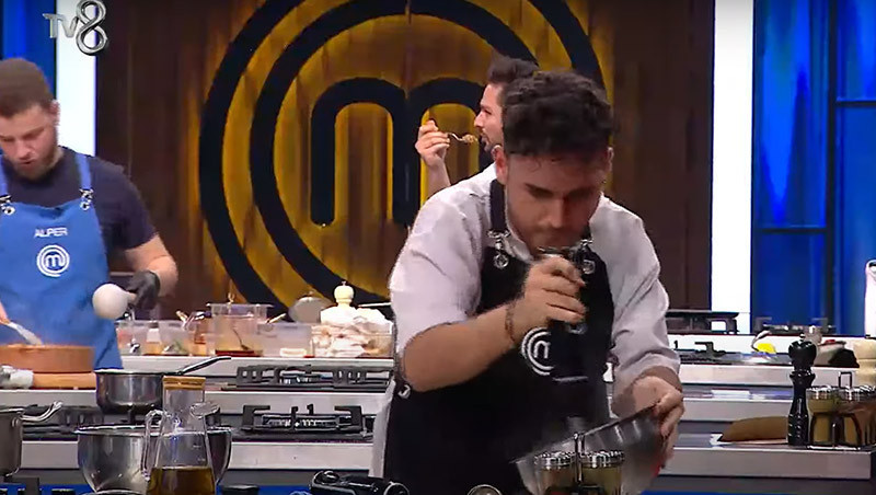 MASTERCHEF ELEME ADAYLARI (11 ARALIK 2024 ÇARŞAMBA) BELLİ OLDU | Dün akşam MasterChef son bölümde eleme adayı kim oldu, potaya kim gitti, 2. dokunulmazlığı hangi takım kazandı Potada şoke eden sözler: Canımın istediğini yazdım...