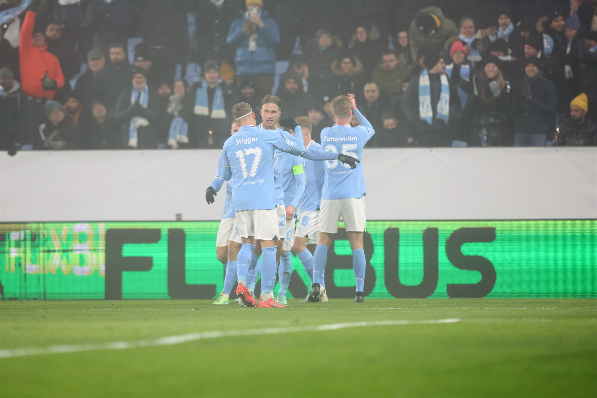 Malmö - Galatasaray maçından ekrana yansımayanlar