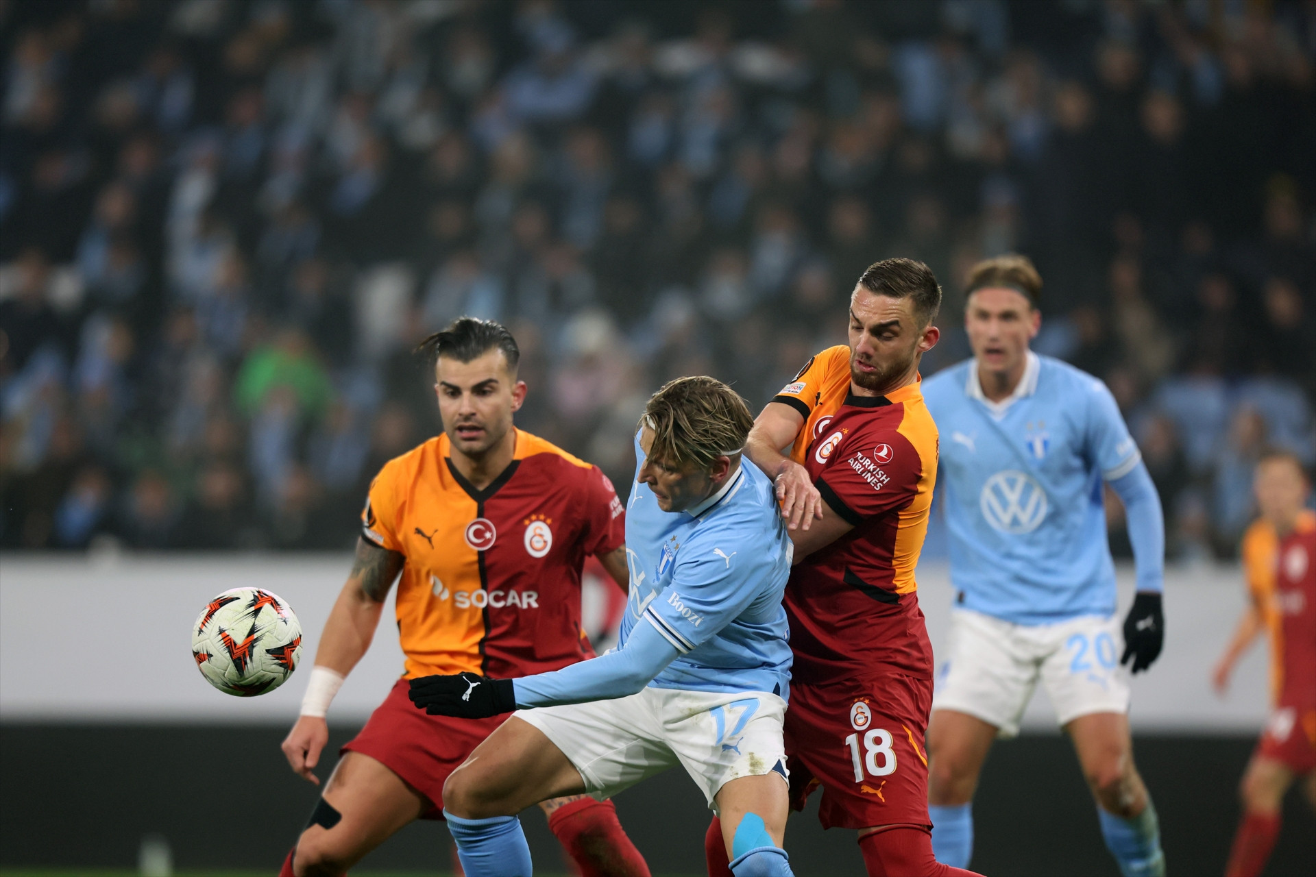 Malmö - Galatasaray maçından ekrana yansımayanlar