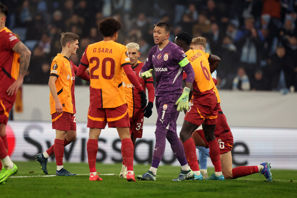 Malmö - Galatasaray maçından ekrana yansımayanlar