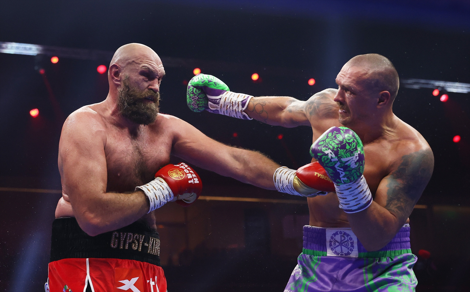 Oleksandr Usyk - Tyson Fury maçından objektiflere yansıyanlar