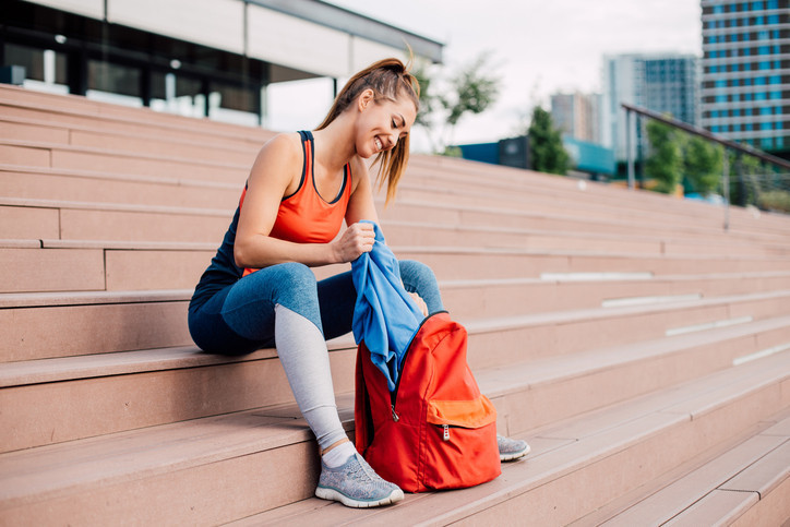 Spor salonuna gitmenize gerek yok: Bu 4 basit ipucu daha fazla kalori yakmanızı sağlayacak Spor salonuna gitmenize gerek yok: Bu 4 basit ipucu daha fazla kalori yakmanızı sağlayacak