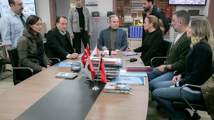 Arka Sokaklar yeni bölüm ne zaman 3 Ocak Arka Sokaklar bu akşam var mı yok mu, neden yok