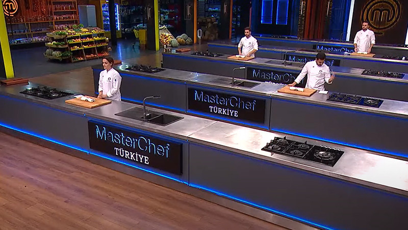 MASTERCHEF İLK TURDA KİM KAZANDI MASTERCHEF İLK TURDA KİM KAZANDI