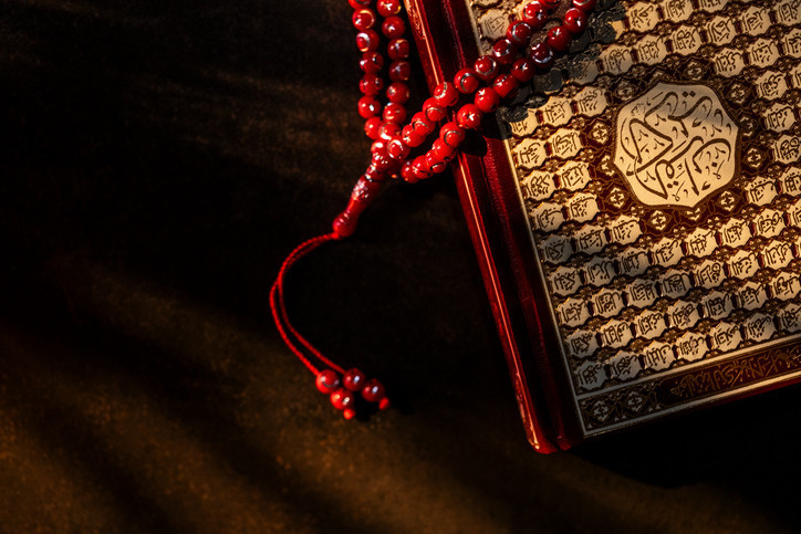 MİRAÇ KANDİLİ TESBİHLERİ VE ZİKİRLERİ 2025 || Kandil gecesi neler yapılır, nasıl ibadet edilir Miraç Kandilinde çekilecek tesbihler neler, hangi zikirler çekilir İşte kandil gecesi ibadetleri...