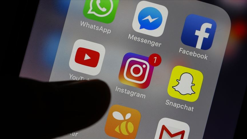 ÇOCUKLARA SOSYAL MEDYA YASAĞI GELECEK Mİ SON DAKİKA | 16 yaş altına sosyal medya kullanımı kısıtlanacak mı, kullanabilir mi Yeni düzenleme neler olacak Bakan Uraloğlu yanıt verdi ÇOCUKLARA SOSYAL MEDYA YASAĞI GELECEK Mİ SON DAKİKA | 16 yaş altına sosyal medya kullanımı kısıtlanacak mı, kullanabilir mi Yeni düzenleme neler olacak Bakan Uraloğlu yanıt verdi