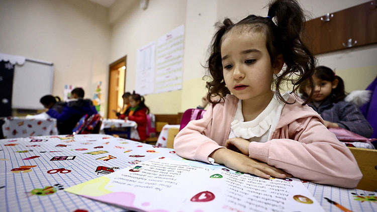 1 HAFTALIK NİSAN AYI ARA TATİL TARİHLERİ VE GÜNLERİ 2025 (MEB TAKVİMİ YAYINLANDI) || Nisan ara tatili ne zaman, kaç gün sürecek İkinci dönem ara tatil hangi tarihte başlayacak