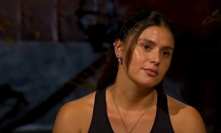 AYŞE YARIŞMAYA DEVAM EDECEK Mİ AYŞE YARIŞMAYA DEVAM EDECEK Mİ