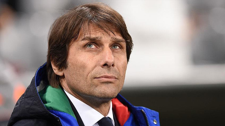 FUTBOLU BIRAKTIKTAN SONRA TEKNİK ADAMLIĞA İLK ADIMI ATACAK