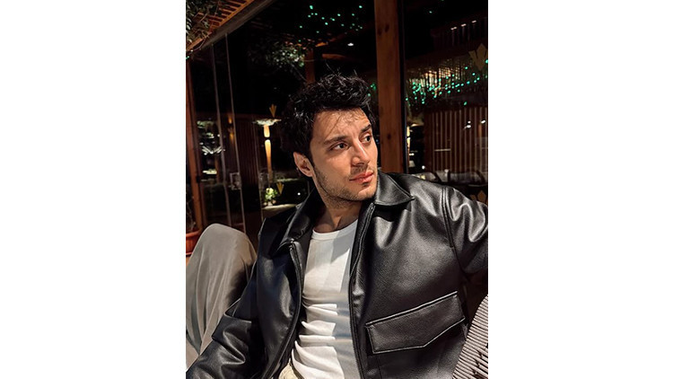 DEVRİM KABACAOĞLU KİMDİR