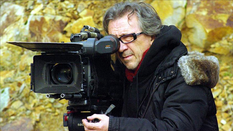 OSMAN SINAV KİMDİR, ÖLDÜ MÜ, NEDEN ÖLDÜ | Osman Sınav kaç yaşındaydı, neden vefat etti, hastalığı neydi Ünlü yönetmen ve yapımcı Osman Sınavdan üzücü haber geldi İşte Osman Sınavın filmleri, dizileri ve biyografisi