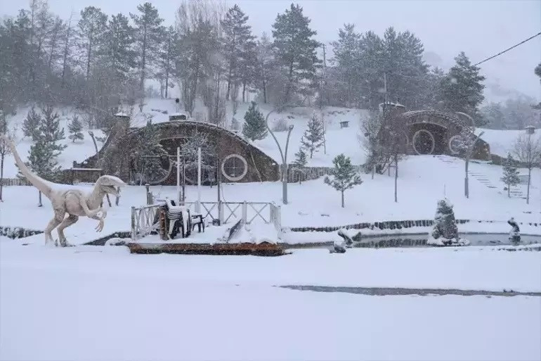 Bugün okullar tatil mi 11 Nisan 2025 Son dakika kar tatili açıklaması Hangi illerde ve ilçelerde okullar tatil, İstanbul ve Ankarada kar tatili mi var Bugün okullar tatil mi 11 Nisan 2025 Son dakika kar tatili açıklaması Hangi illerde ve ilçelerde okullar tatil, İstanbul ve Ankarada kar tatili mi var