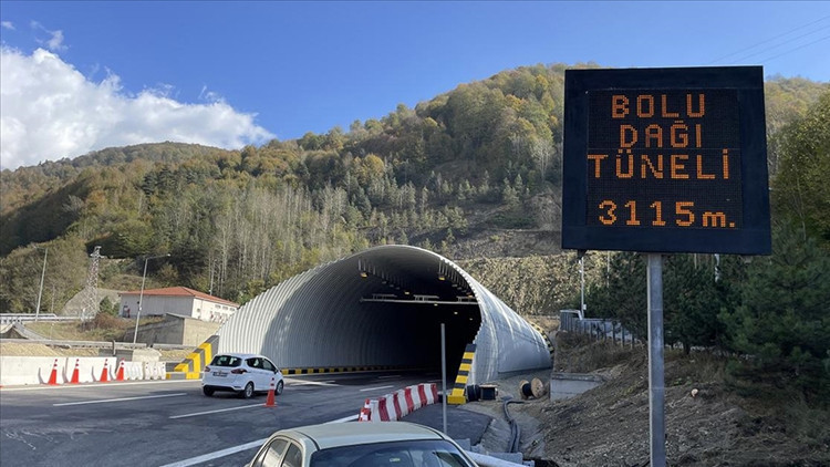 Bolu Dağı Tüneli trafiğe kapalı mı, açık mı Bolu Dağı Tüneli son durum 11 Nisan 2025