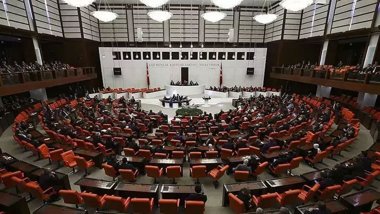21 MART RESMİ TATİL OLDU MU