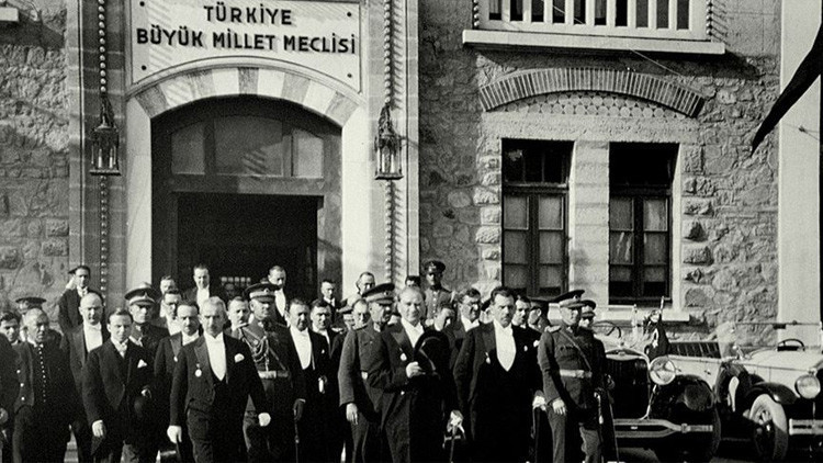 23 NİSAN KUTLAMA MESAJLARI VE SÖZLERİ 2025 (En güzel seçenekler) || Atatürk resimli, yeni, kurumsal, uzun, kısa, anlamlı 23 Nisan Ulusal Egemenlik ve Çocuk Bayramı sözleri ve mesajları...