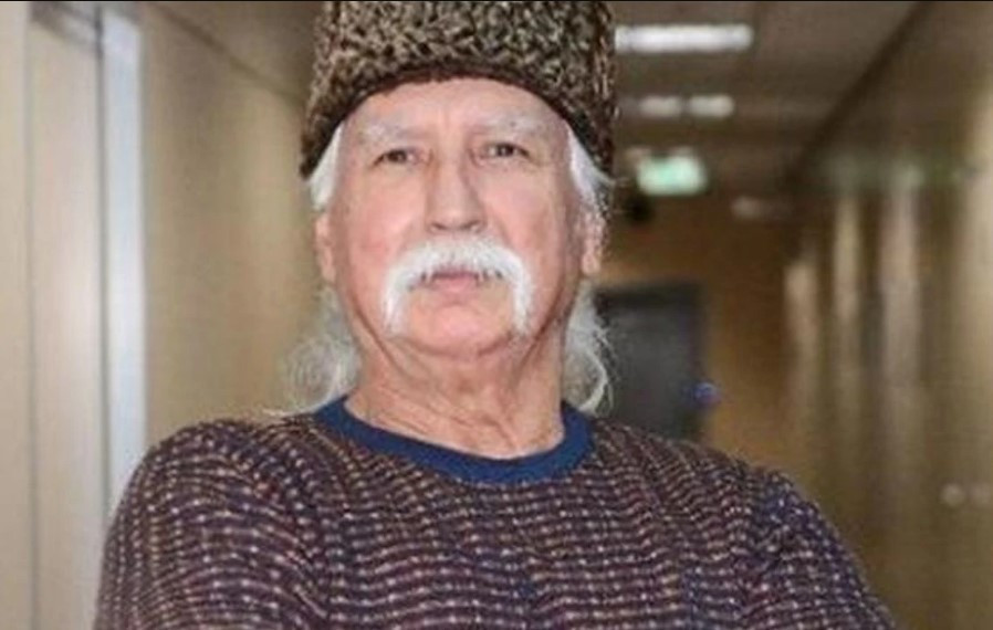 ŞENER ÜŞÜMEZSOYUN KARİYERİ