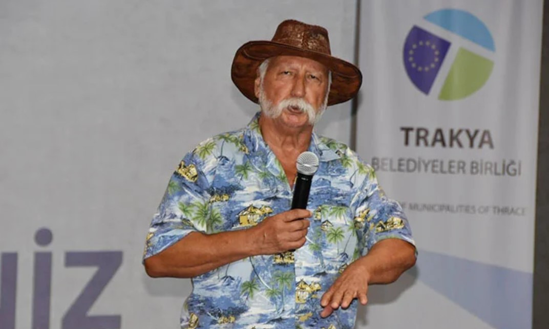 Prof. Dr. Şener Üşümezsoy kimdir, nereli, kaç yaşında? İstanbul depremi ile ilgili açıklamasıyla dikkat çekmişti... Prof. Dr. Şener Üşümezsoy kariyeri ve biyografisi - Hürriyet Son Dakika Haberleri