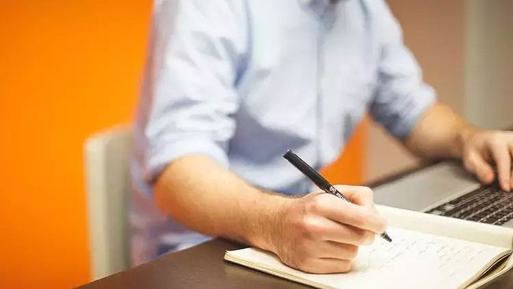 İDARİ İZİN KİMLERİ KAPSIYOR SON DAKİKA || Memurlar yarın izinli mi 24-25 Nisan İstanbul kamuda idari izin var mı, idari izin nedir, ne demek Deprem sonrası Valilik kararı