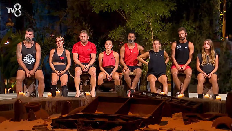 SURVİVORDA 3. ELEME ADAYI KİM OLDU