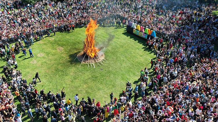 Hıdırellezde dilek dilemek günah mı Hıdırellez dinen doğru mu, kutlamak günah mı Hıdırellez’in İslam’daki yeri nedir
