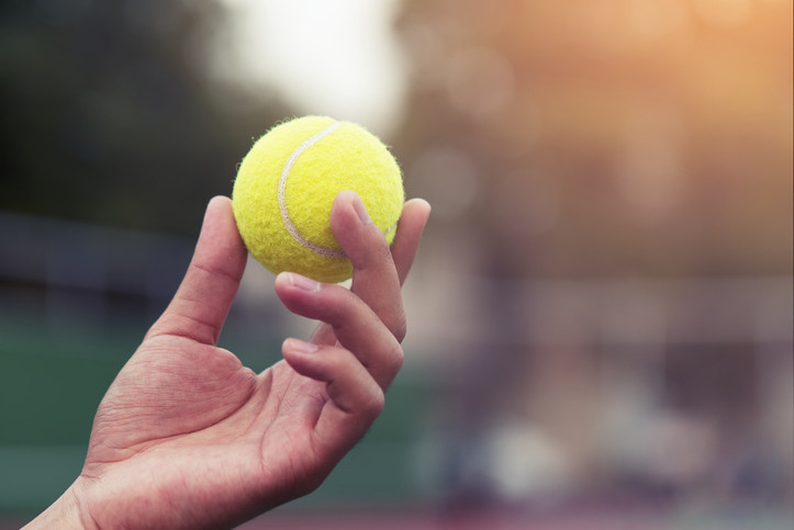 100 yaşın sırrı avucunuzda Sağlığınızı ele veriyor, tek gereken bir tenis topu...
