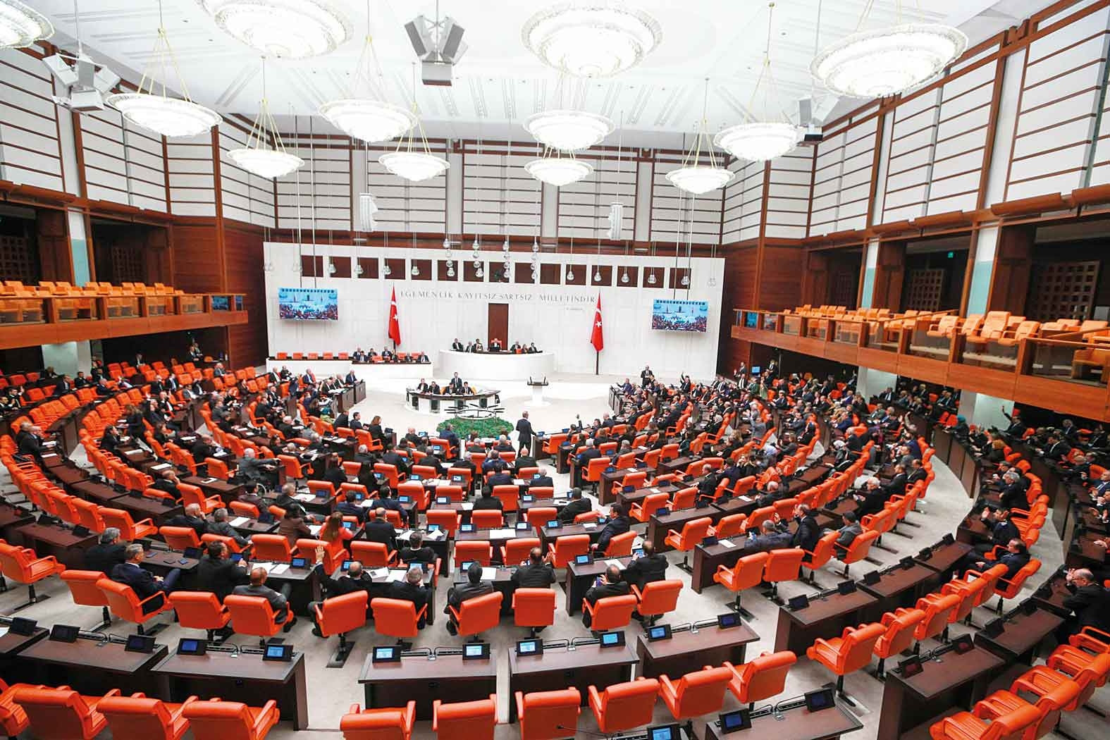 MECLİS (TBMM) TATİLE GİRDİ Mİ, NE ZAMAN KAPANACAK