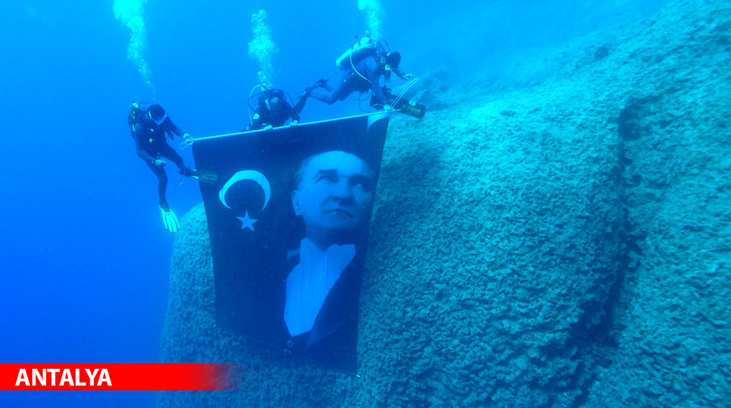 SU ALTINDA KUTLADILAR SU ALTINDA KUTLADILAR