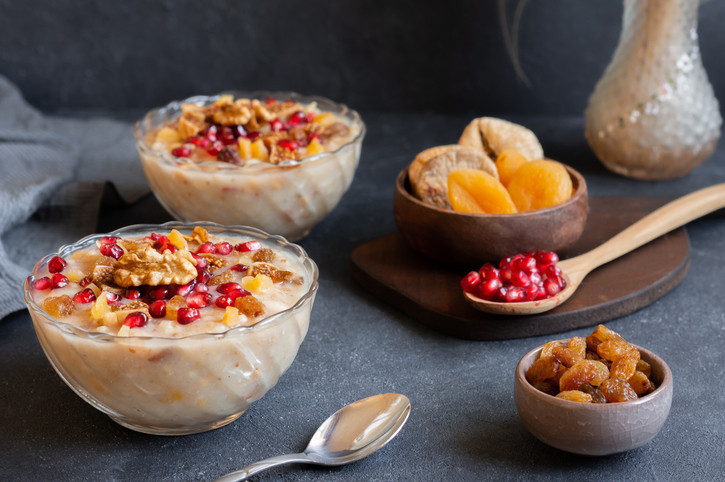 Muharrem ayının fazileti ve bu ayda, özellikle de 10 Muharrem’de oruç tutmanın hükmü nedir