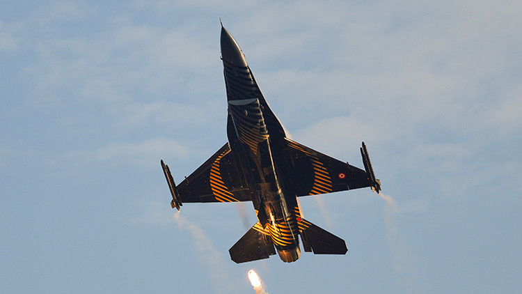 29 MAYIS SOLOTÜRK UÇAK GÖSTERİSİ YERİ VE SAATİ 2025 || SOLOTÜRK 29 Mayıs uçak gösterisi ne zaman, saat kaçta, nerede olacak