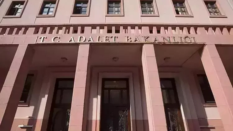 10. YARGI PAKETİ MADDELERİ VE İÇERİĞİ SON DURUM || Mahkumlara genel af çıkacak mı, af yasası ne zaman yürürlüğe girecek 10. Yargı Paketi ile yeni infaz düzenlemesi Meclisten geçti mi, ne zaman çıkacak, kimleri kapsıyor