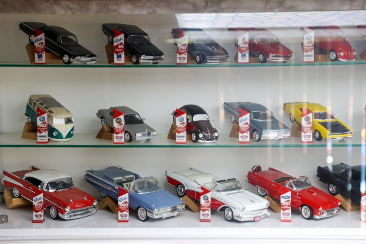 Sanayide çıraklık yaparken etkilendi, 25 yılda 259 adet biriktirdi... Her sabah görüp hayalini kurardım